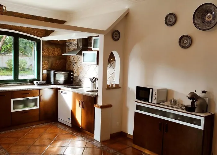 Casa Alem Rio - Quartos 6 Em *