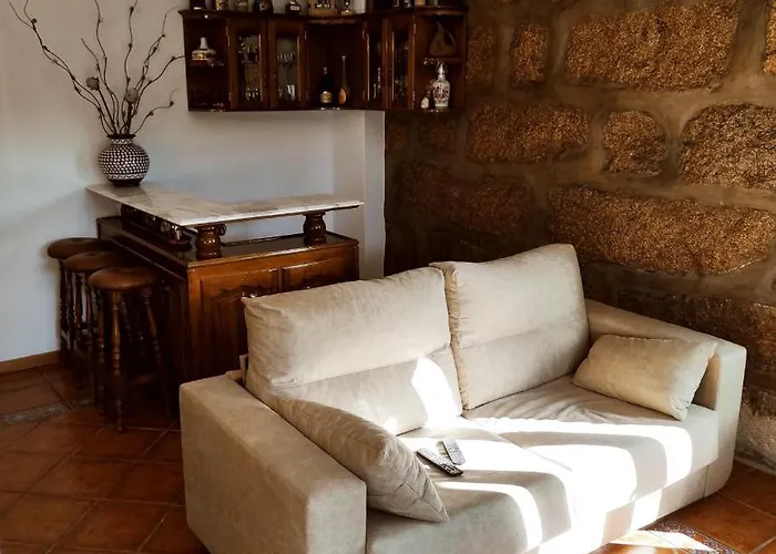 Casa Alem Rio - Quartos 6 Em * Santo Tirso