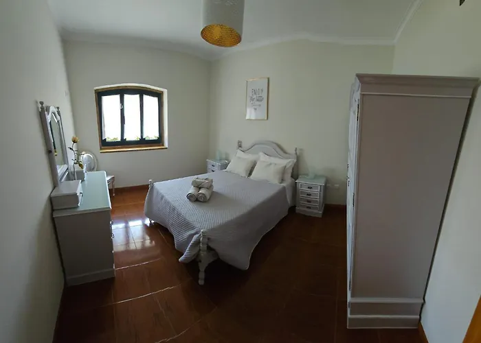 Casa Alem Rio - Quartos 6 Em *